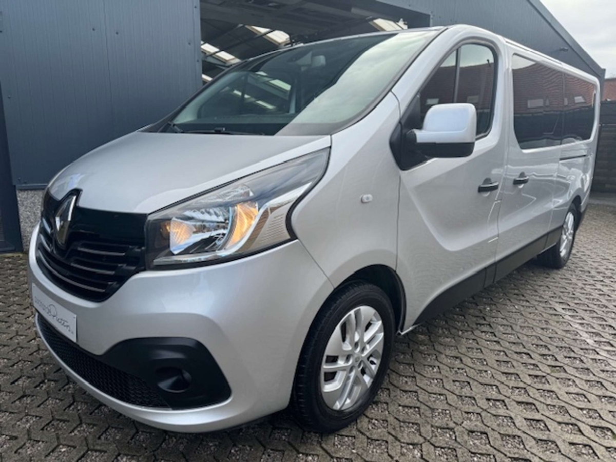 Renault Trafic Minibus - 9 zitplaatsen/Lang chassis - 18925€+btw